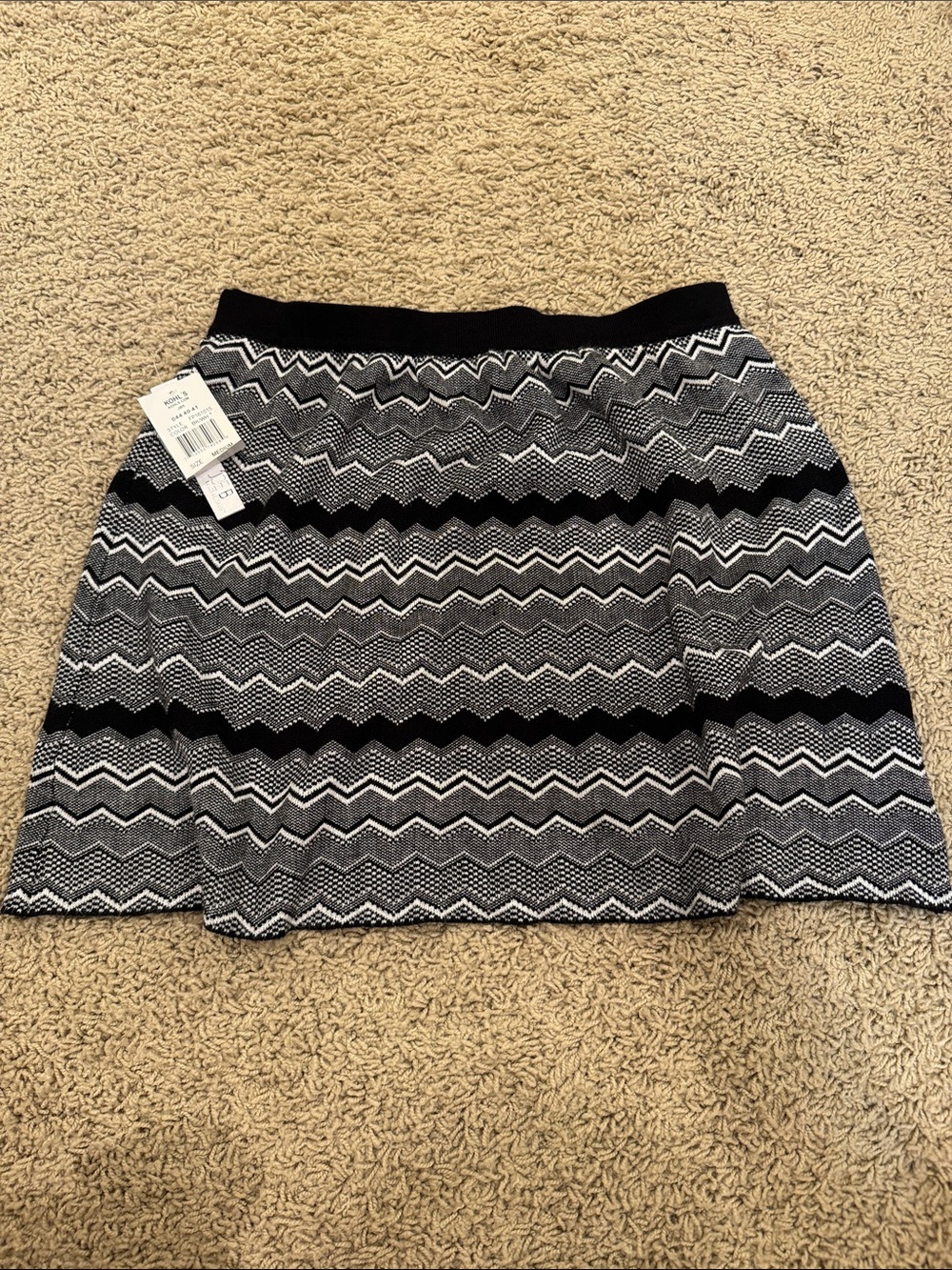 Joe B Black and White Chevron Mini Skirt